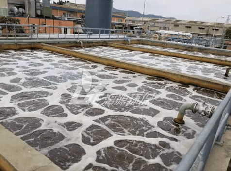 （堿性廢水消泡劑應用場景）